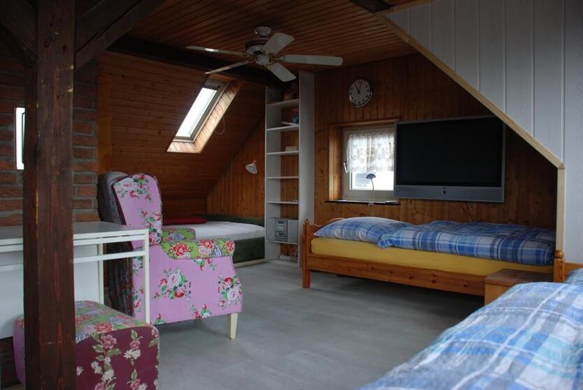 Kleine XS MonteurWohnung FerienWohnung Wohnung auf Zeit - Solingen