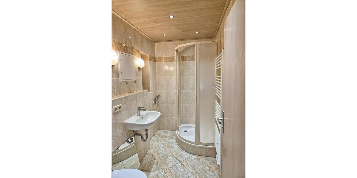 Etagenwohnung Schleiz - 3 Zimmer, 67 m&sup2;, 519&euro; | Angebot:24940039