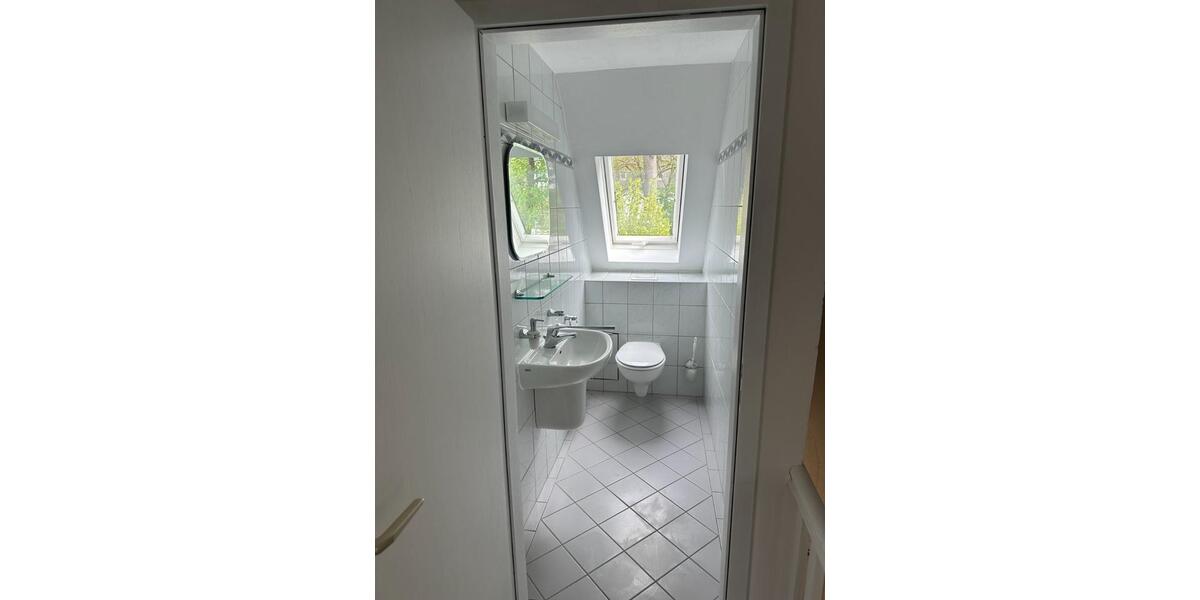 Reihenhaus Oberschleißheim - 4 Zimmer, 150 m&sup2;, 2.490&euro; | Angebot:24536889