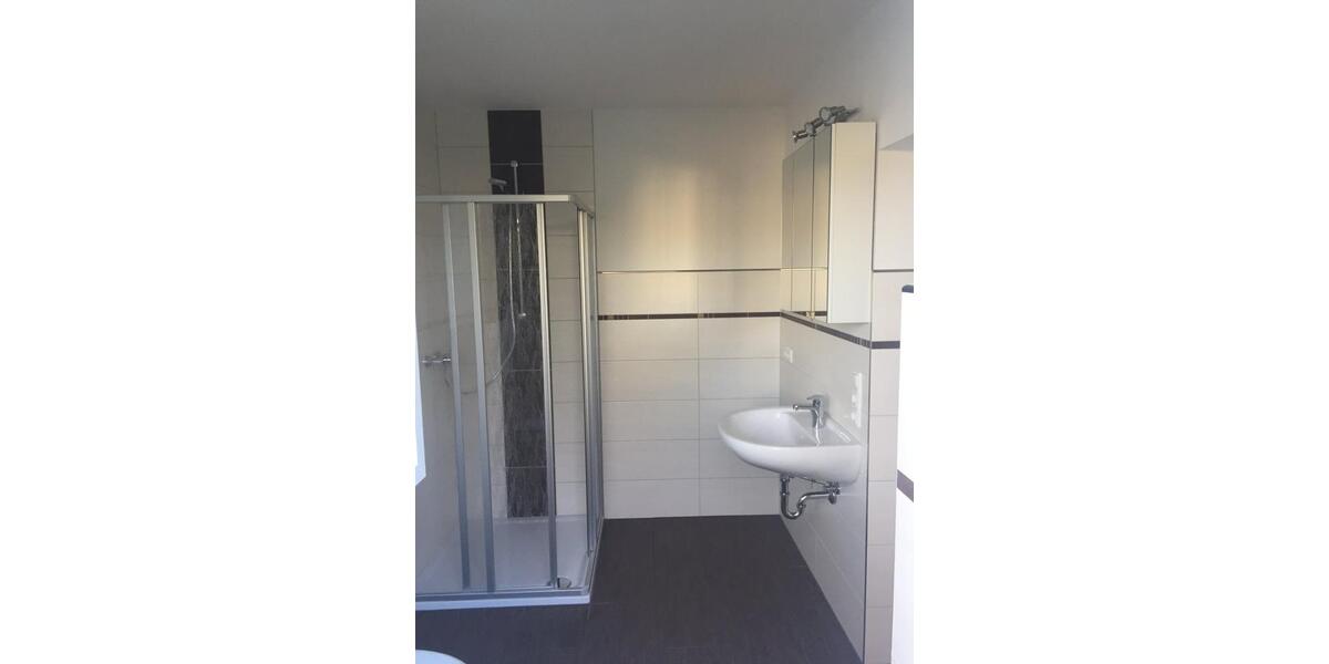 Erdgeschoßwohnung Thurmansbang - 2 Zimmer, 45 m&sup2;, 300&euro; | Angebot:25146453