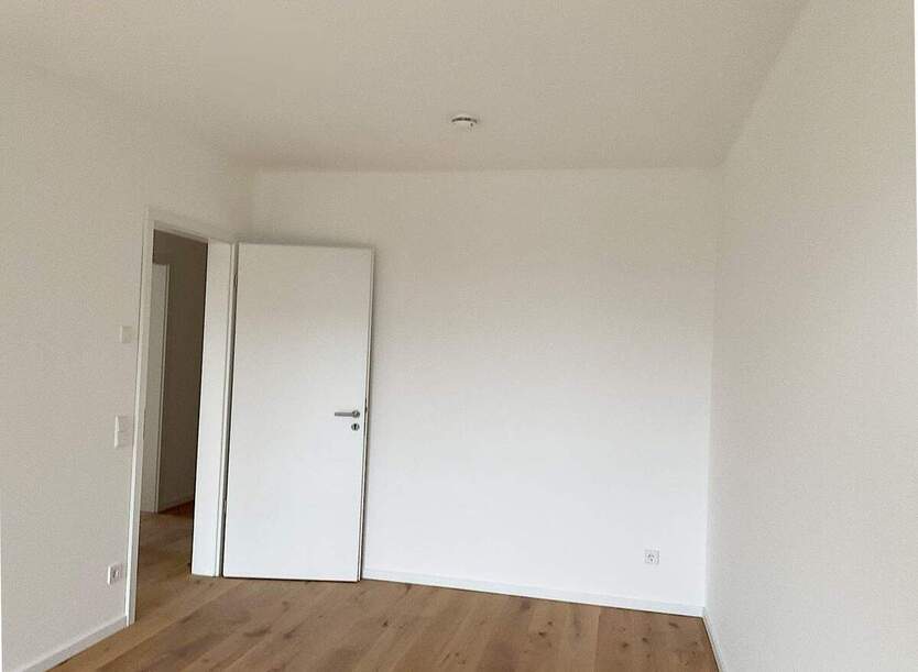 **Familien Willkommen** Wohngenuss im NEUBAU mit Dachterrasse, Tageslichtbad, Einbauküche, Parkett 5 zimmer