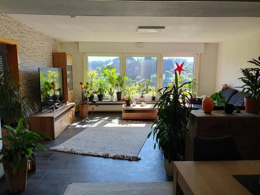 3,5-Zimmer-Wohnung (1.OG. 97 m2) ab 01.02.2026 zu vermieten zimmer