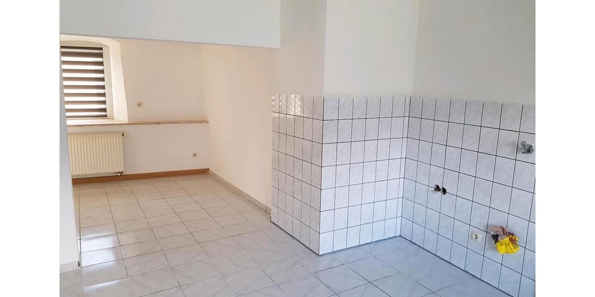 Einfamilienhaus Vohenstrauß - 2 Zimmer, 147 m&sup2;, 750&euro; | Angebot:25853607