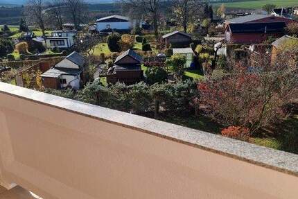 Super Ausblick - Balkon - Fahrstuhl - Erstbezug nach Sanierung! 4 zimmer