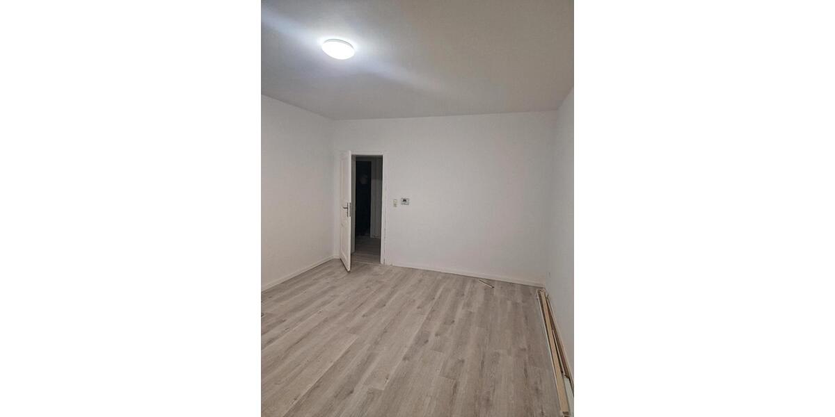 Erdgeschoßwohnung Nürnberg Gleißhammer - 4 Zimmer, 100 m&sup2;, 1.430&euro; | Angebot:25941777
