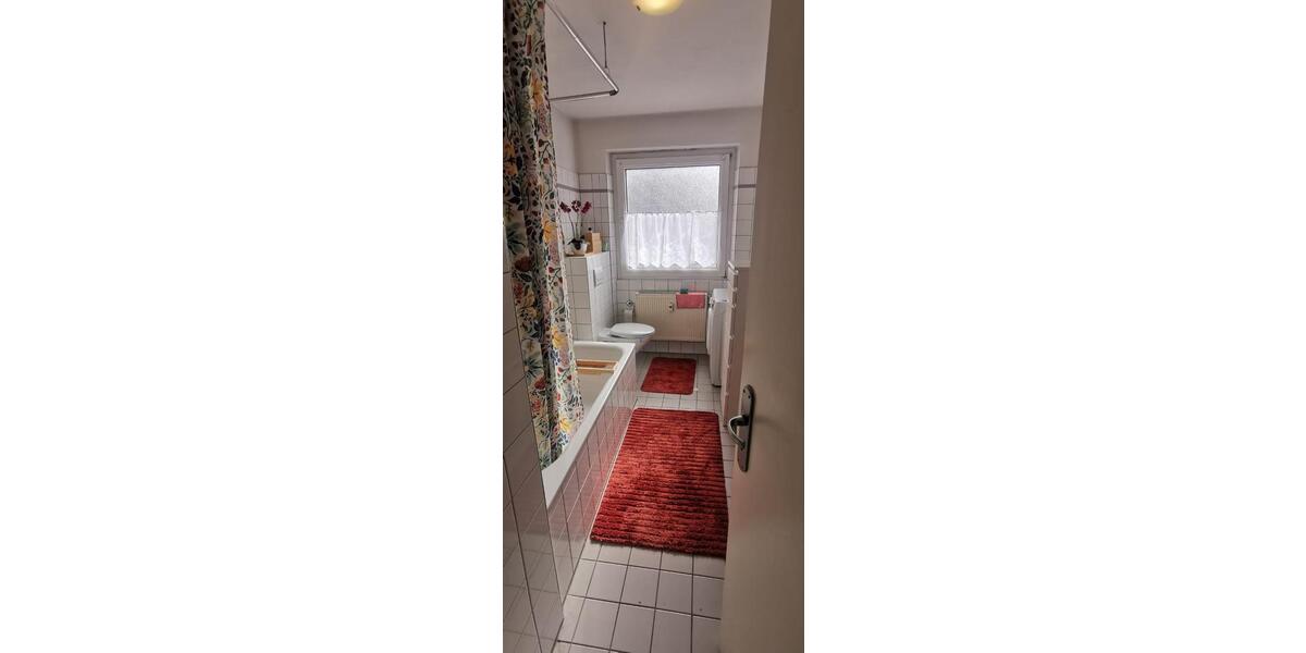 Wohnen auf Zeit Saarbrücken - 1 Zimmer, 27 m&sup2;, 580&euro; | Angebot:25843239