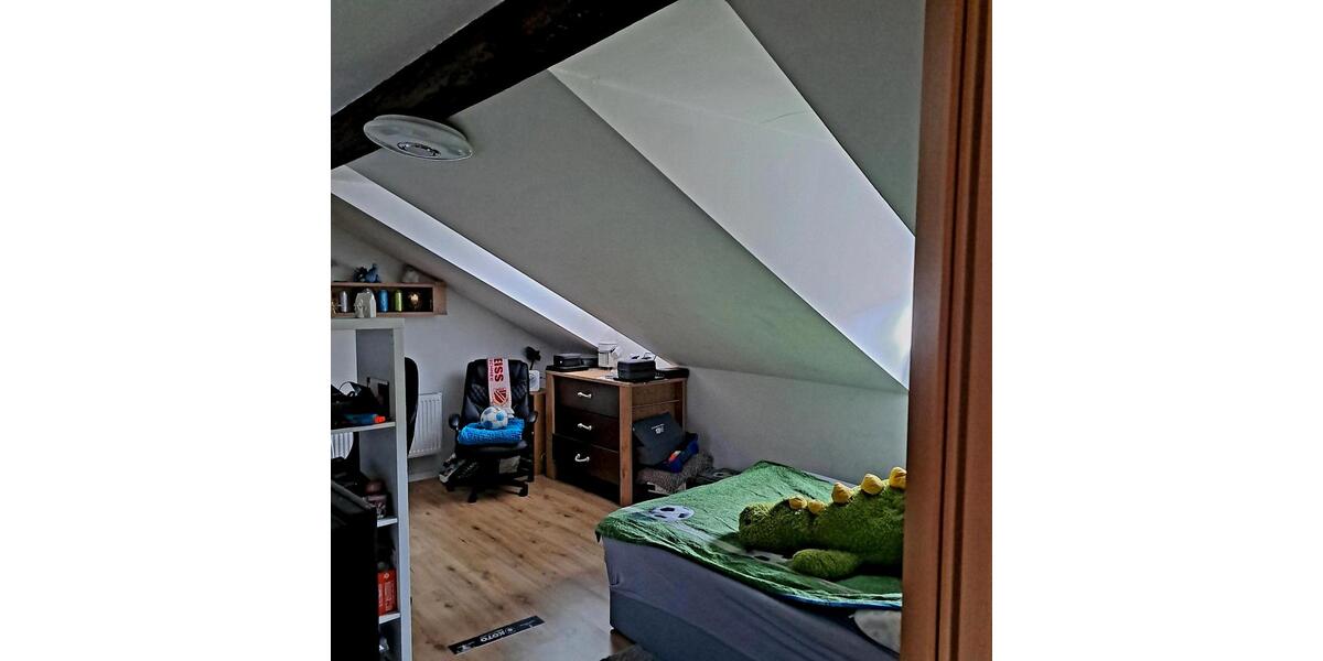Dachgeschoßwohnung Spremberg - 3.5 Zimmer, 100 m&sup2;, 1.100&euro; | Angebot:27632958