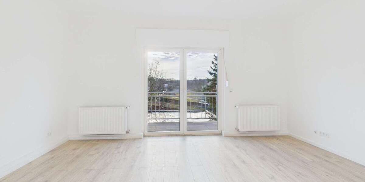 Etagenwohnung Saarbrücken Brebach-Fechingen - 3 Zimmer, 98 m&sup2;, 1.000&euro; | Angebot:26346982