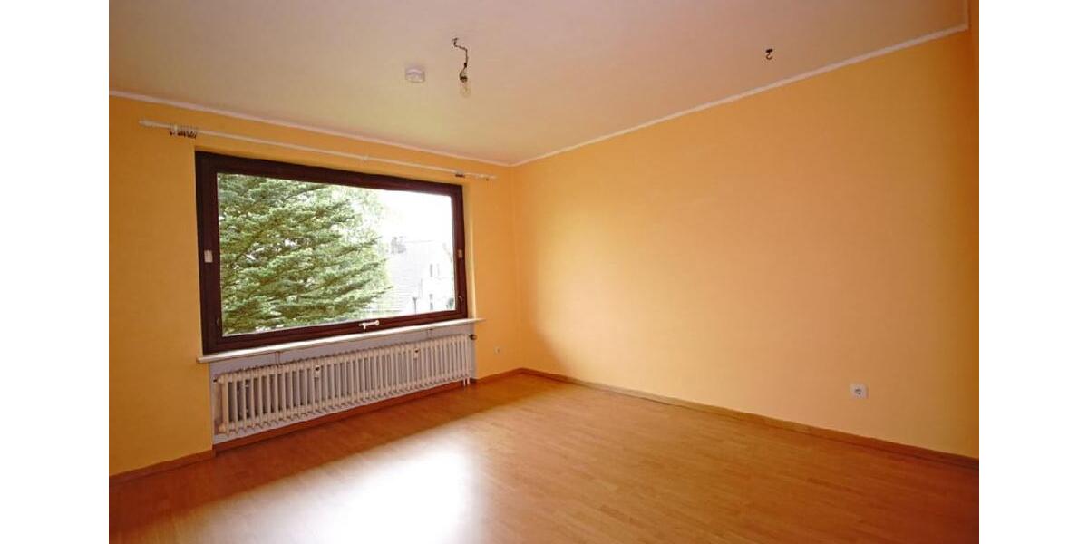 Dachgeschoßwohnung Tostedt - 3 Zimmer, 115 m&sup2;, 1.150&euro; | Angebot:26398848