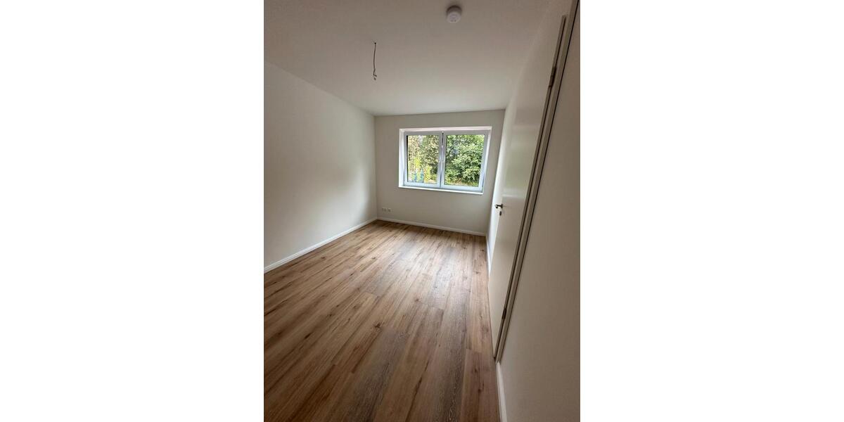 Terrassenwohnung Neumünster Brachenfeld/Ruthenberg - 2 Zimmer, 64 m&sup2;, 1.149&euro; | Angebot:26491998