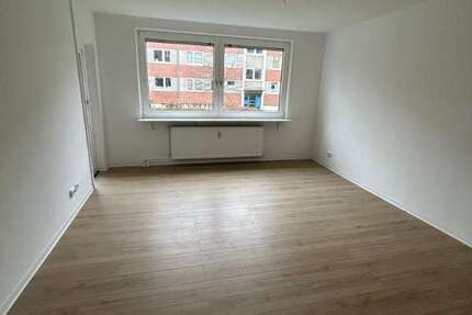 Wohnung Flensburg Engelsby-Süd - 4 Zimmer, 82 m&sup2;, 640&euro; | Angebot:25912390