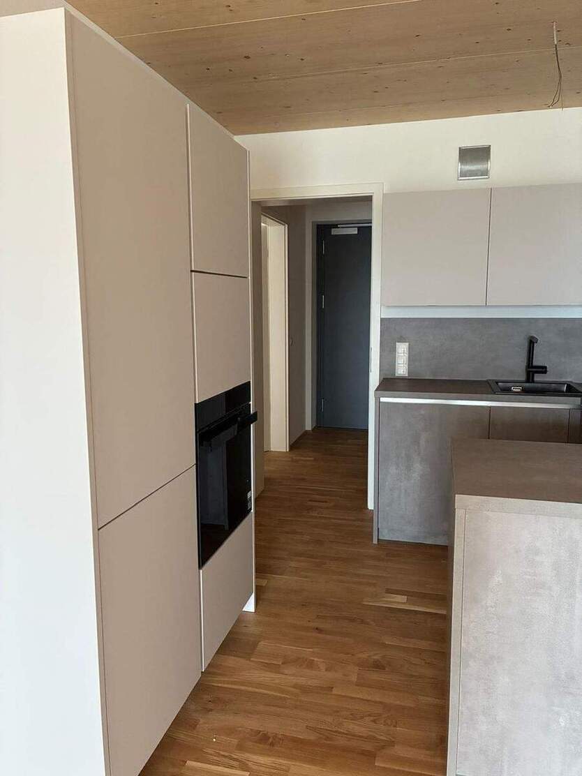 Traumhafte 3-Zimmer-Wohnung mit unverbaubarer Aussicht in Pentling-Großberg 3 zimmer