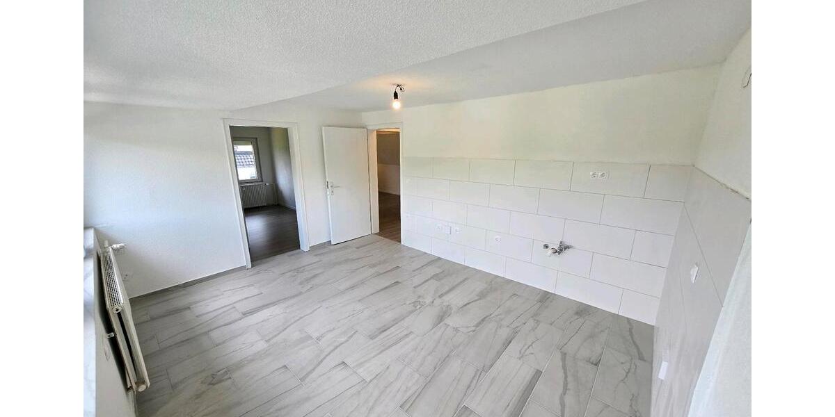 Etagenwohnung Hilchenbach - 3 Zimmer, 87 m&sup2;, 690&euro; | Angebot:26648915