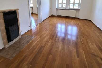 Wohnung Hof Neustadt - 3 Zimmer, 110 m&sup2;, 695&euro; | Angebot:26358428