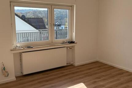 Wohnung Lahntal - 3 Zimmer, 90 m&sup2;, 980&euro; | Angebot:26047264