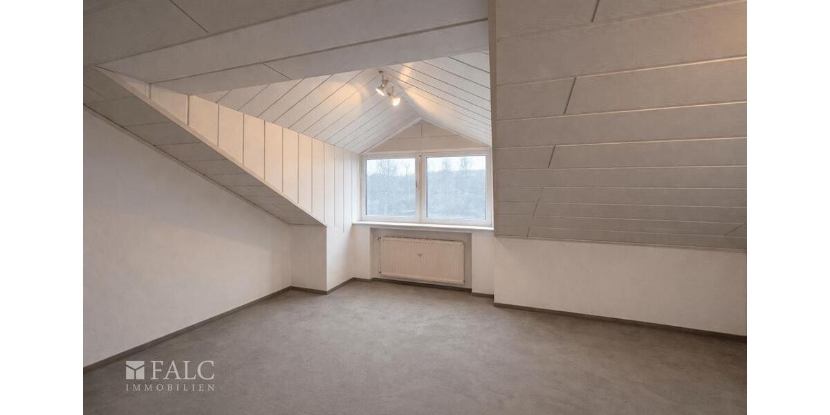 Dachgeschoßwohnung Bad Iburg - 3 Zimmer, 69 m&sup2;, 700&euro; | Angebot:26655533