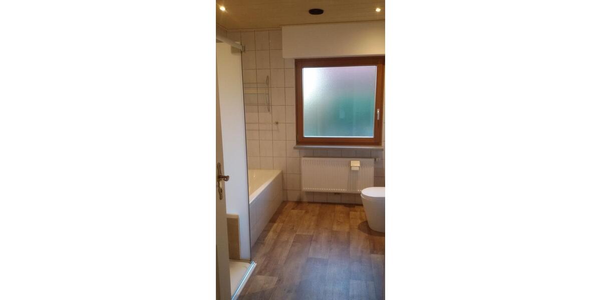 Etagenwohnung Hanstedt - 4 Zimmer, 101 m&sup2;, 880&euro; | Angebot:25902920