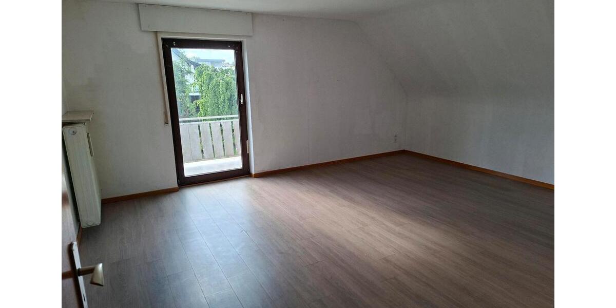 Etagenwohnung Mogendorf - 3 Zimmer, 95 m&sup2;, 750&euro; | Angebot:26636613