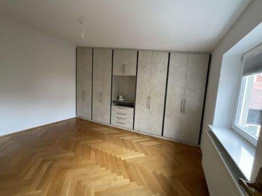 Großzügige hochwertige 2 ZKB mit EBK im Zentrum von Fulda 2 zimmer