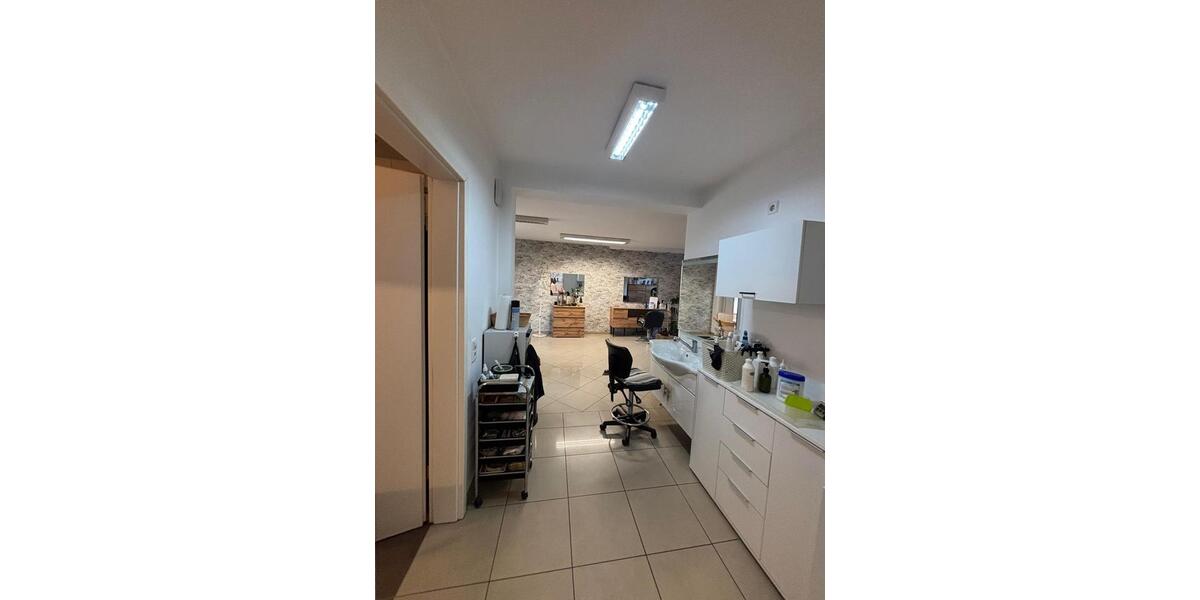 Gewerbeobjekt Durmersheim - 700&euro; | Angebot:25103352