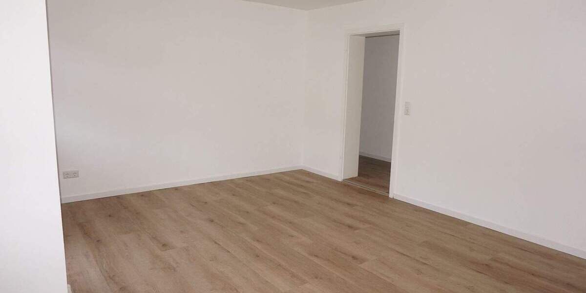 Etagenwohnung Schramberg - 3 Zimmer, 64 m&sup2;, 560&euro; | Angebot:23035431