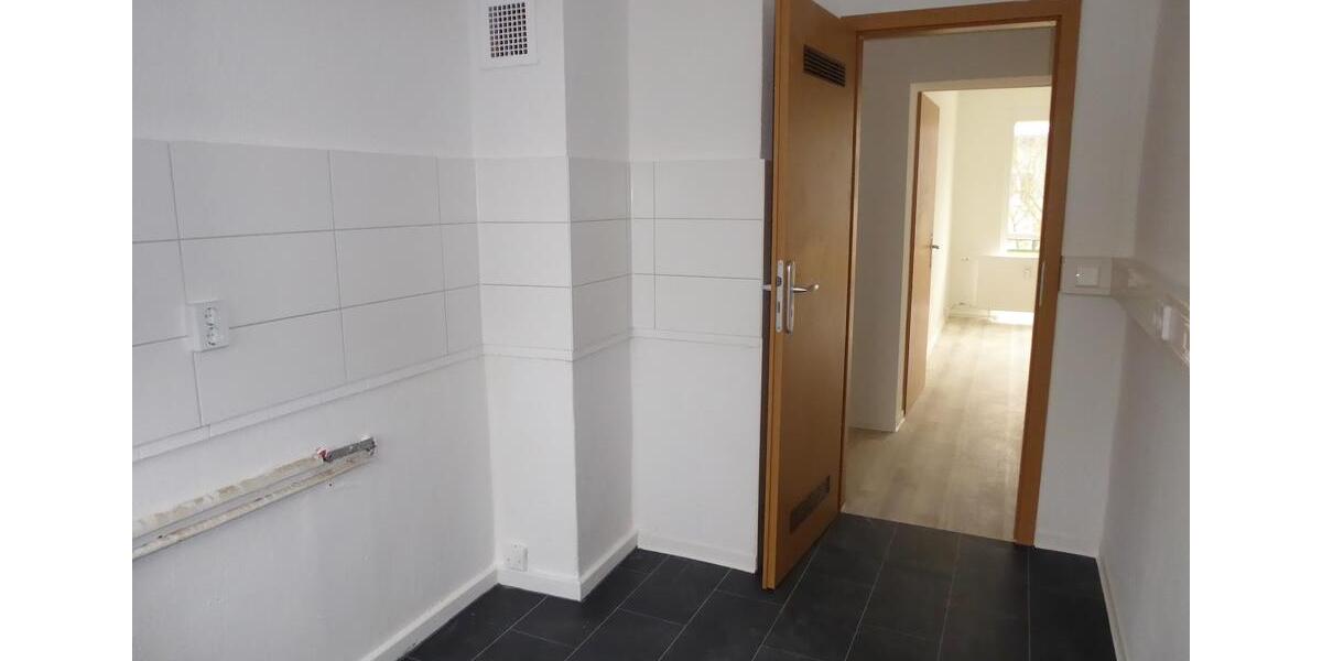 Etagenwohnung Bernburg (Saale) - 4 Zimmer, 76 m&sup2;, 429&euro; | Angebot:26494508