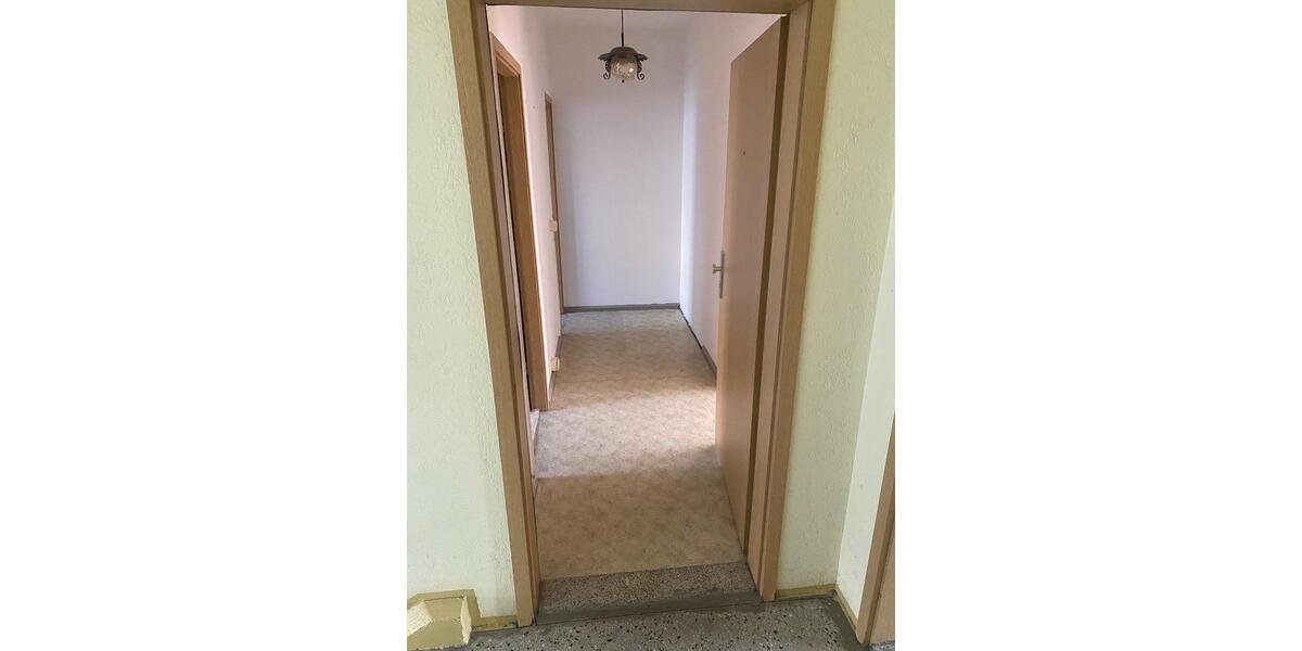 Etagenwohnung Artern - 3 Zimmer, 67 m&sup2;, 495&euro; | Angebot:24537450