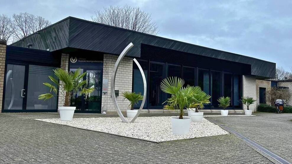 Nase voll vom Homeoffice? Zwei freie Plätze in cooler Bürogemeinschaft.