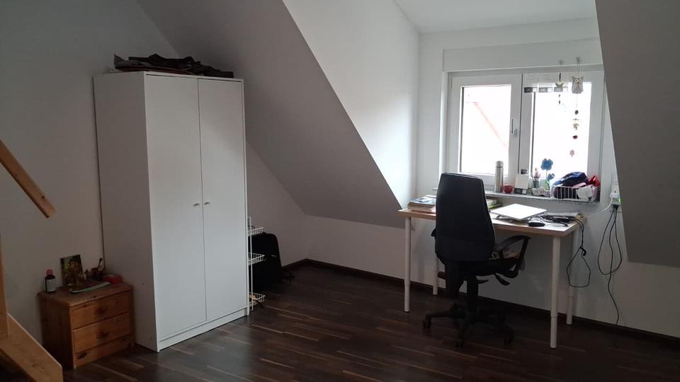 Wohnen auf Zeit Bickenbach - 1 Zimmer, 26 m&sup2;, 550&euro; | Angebot:26037348