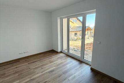 Wohnung Sankt Oswald-Riedlhütte Riedlhütte - 2 Zimmer, 79 m&sup2;, 708&euro; | Angebot:25432021