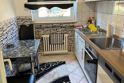 MonteurWohnung FerienWohnung WG Zimmer