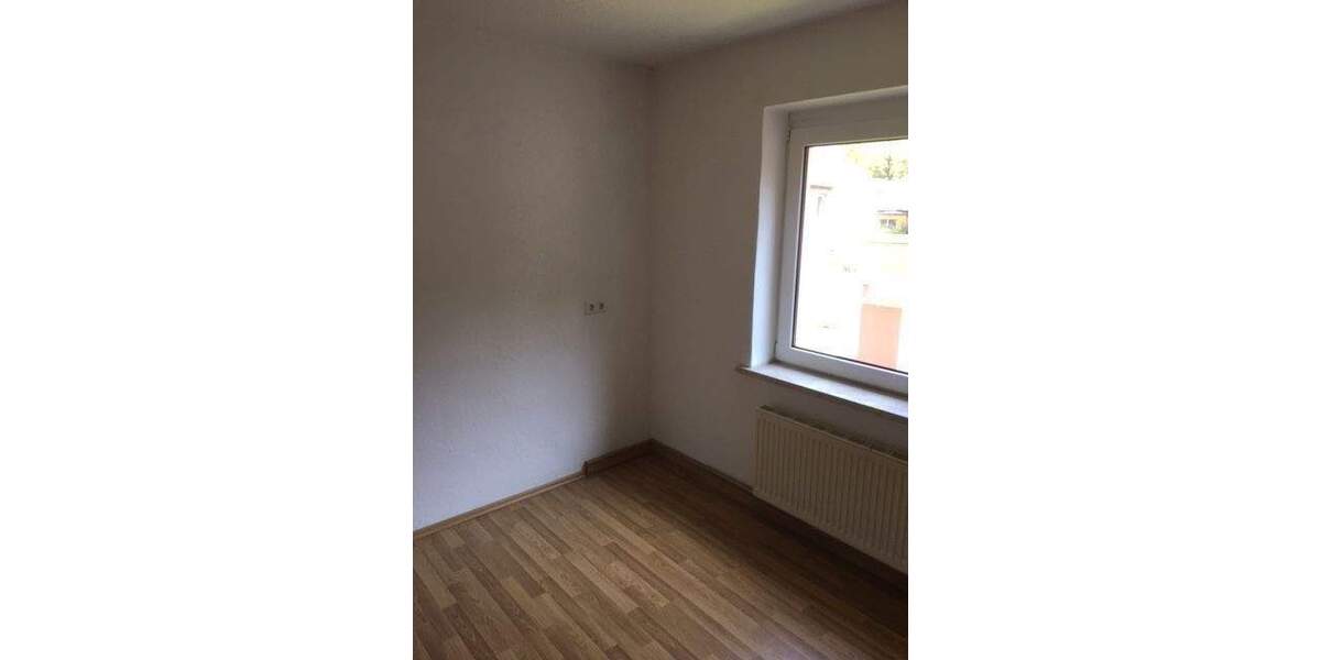 Etagenwohnung Teuchern Schortau - 2 Zimmer, 50 m&sup2;, 295&euro; | Angebot:26805170