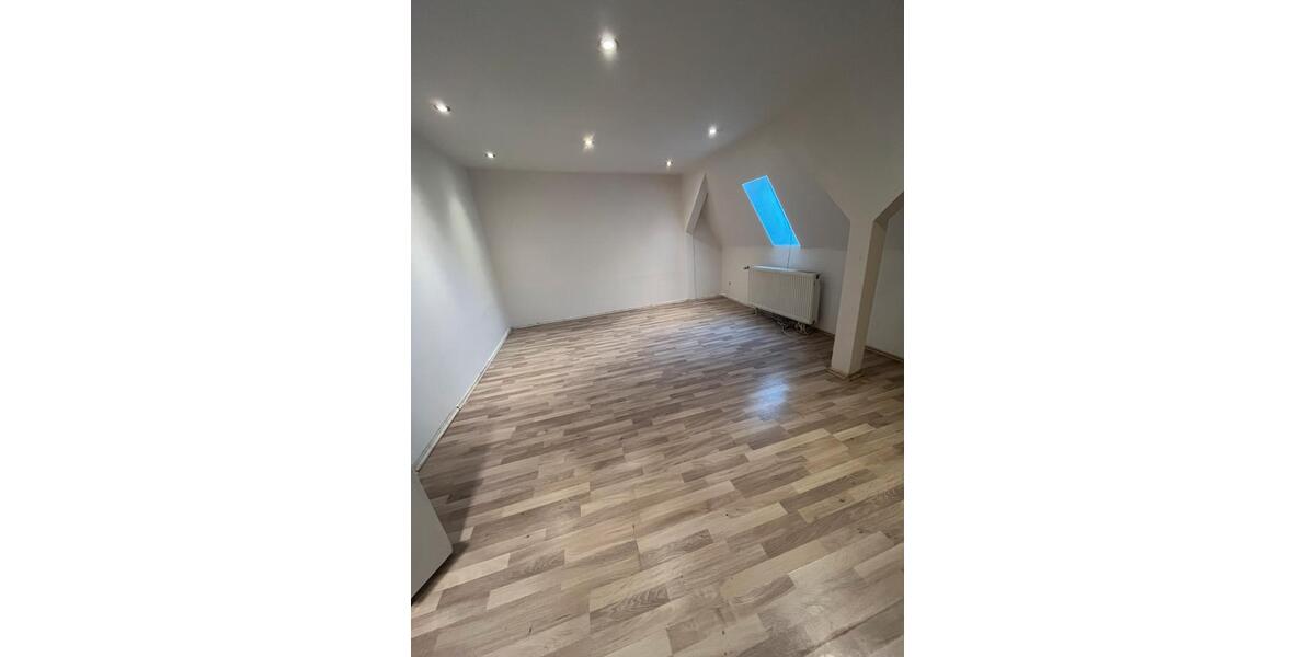 Dachgeschoßwohnung Hagen Hagen-Mitte - 3.5 Zimmer, 85 m&sup2;, 830&euro; | Angebot:26698778