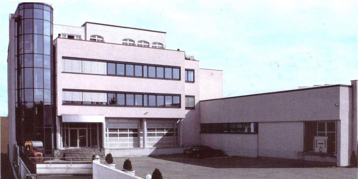 Büroflächen ab 15m², einzelne Büors anmieten o.ganze Etage+Teeküche +Internet (+Stellplätze+Lager) zimmer