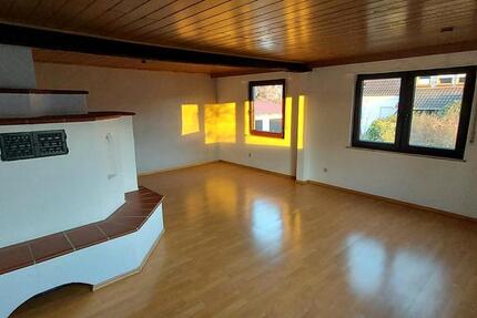 Wohnung Bürgstadt - 3 Zimmer, 96 m&sup2;, 960&euro; | Angebot:24805279