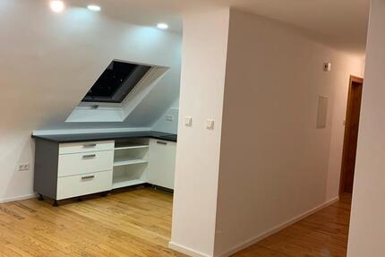 Wohnung Schmelz - 2 Zimmer, 63 m&sup2;, 550&euro; | Angebot:26671403