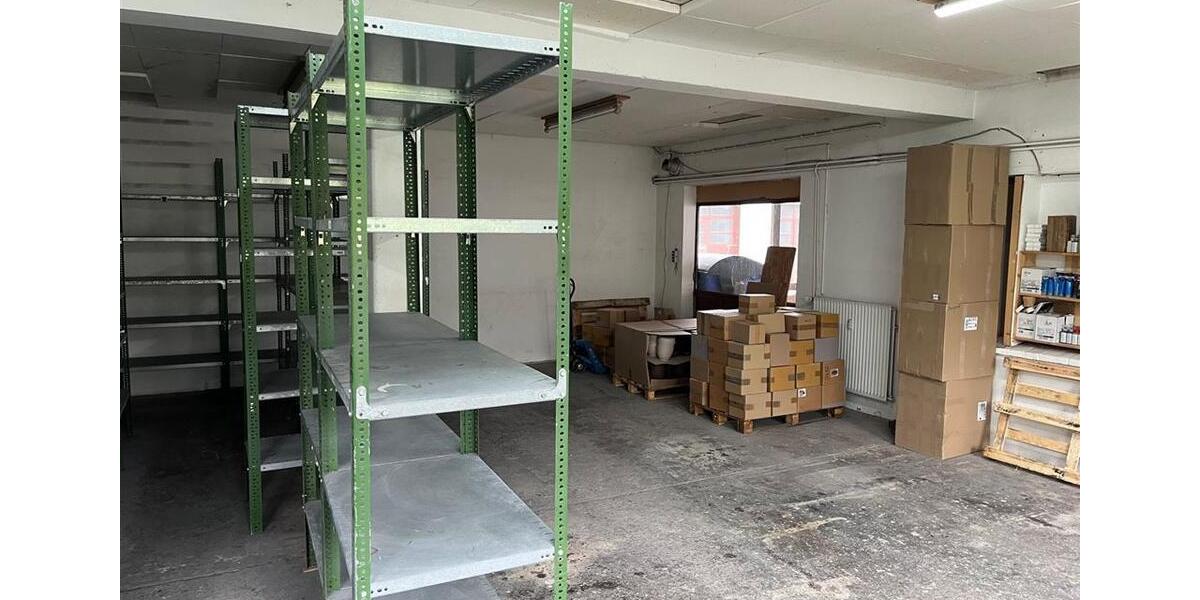 Zentral gelegene Halle zimmer