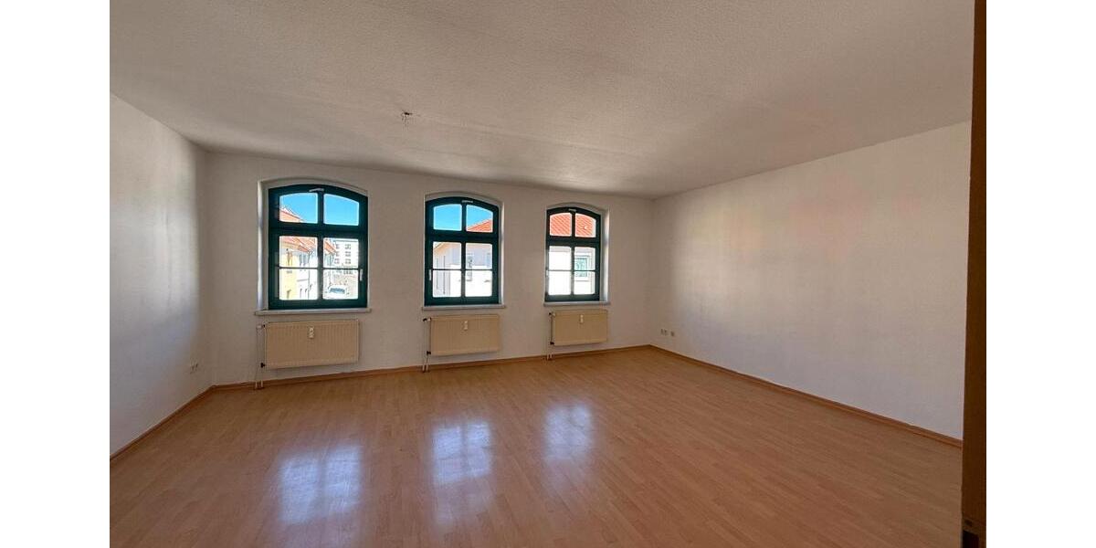 Etagenwohnung Wolmirstedt - 4 Zimmer, 104 m&sup2;, 700&euro; | Angebot:26136838