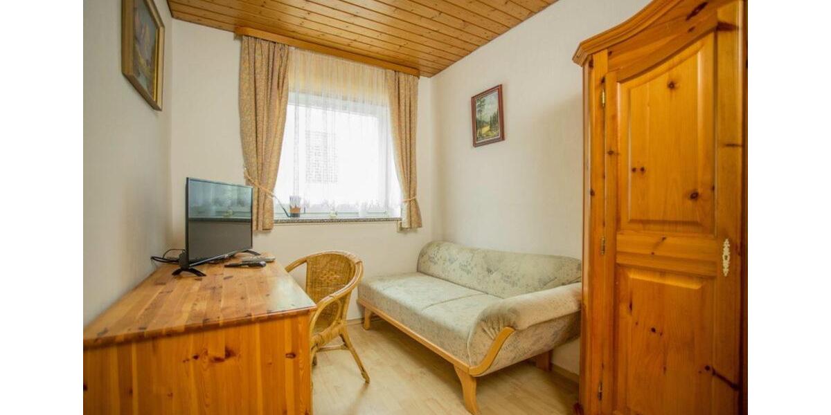 Wohnen auf Zeit Thierstein - 5 Zimmer, 60 m&sup2;, 15&euro; | Angebot:17111581