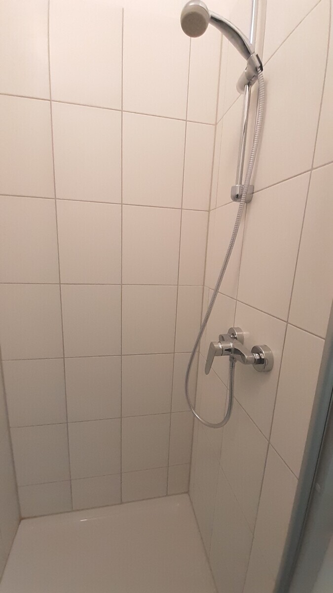 3-Zimmer-Wohnung 2. oder 3. OG, neu saniert, in ruhigem Wohnviertel Gera-Süd 3 zimmer