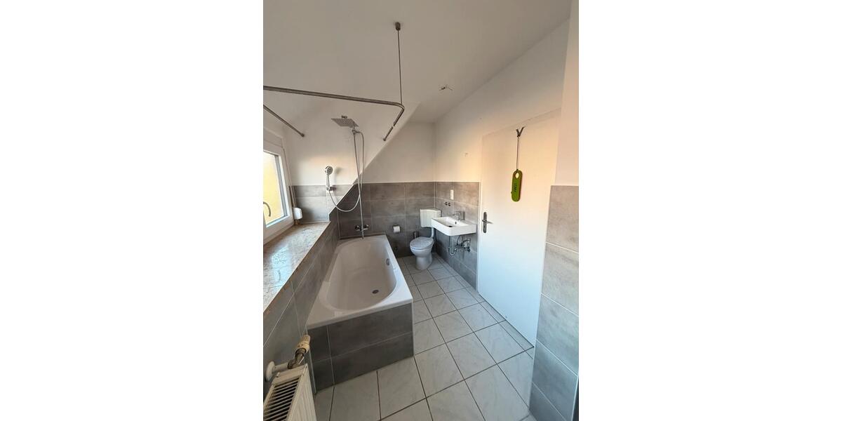 Etagenwohnung Gräfenberg - 3 Zimmer, 79 m&sup2;, 1.150&euro; | Angebot:24679899