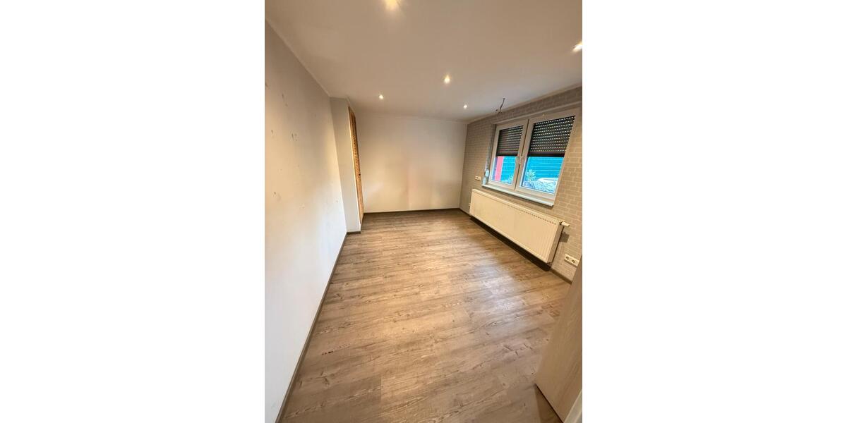 Einfamilienhaus in ruhiger Lage von Barby-Breitenhagen mit Garage 3.5 zimmer