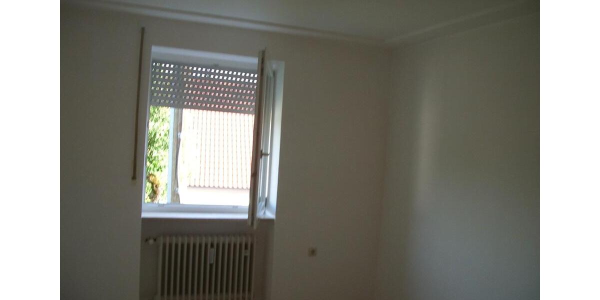 Etagenwohnung Welden - 3 Zimmer, 96 m&sup2;, 870&euro; | Angebot:26034275