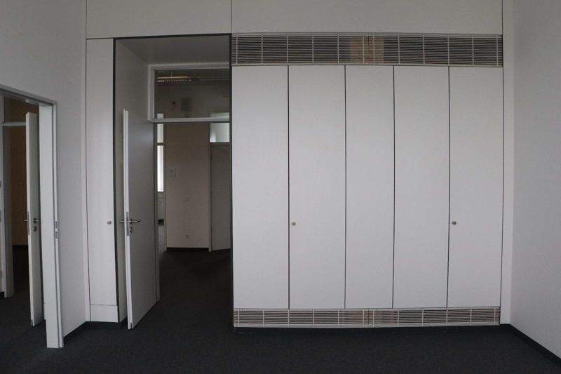 Gewerbeobjekt Mülheim an der Ruhr Dümpten - 2.250&euro; | Angebot:25779891