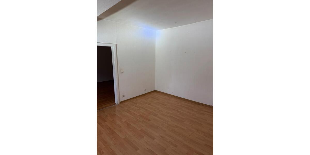 Dachgeschoßwohnung Sulzbach (Saar) - 2 Zimmer, 50 m&sup2;, 360&euro; | Angebot:24892517