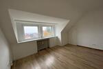 Dachgeschoßwohnung Wuppertal Lichtenplatz - 4 Zimmer, 70 m&sup2;, 510&euro; | Angebot:24715810