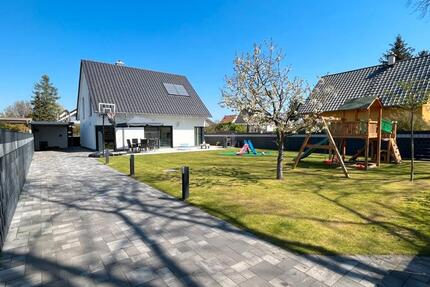 Haus Teltow - 6 Zimmer, 141 m&sup2;, 2.700&euro; | Angebot:26672248