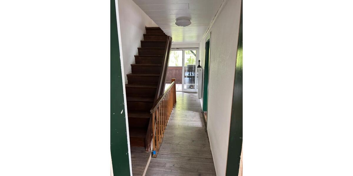 Etagenwohnung Blumberg - 4 Zimmer, 110 m&sup2;, 1.200&euro; | Angebot:26503218