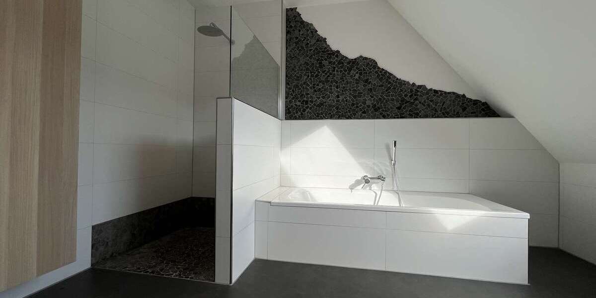 Einfamilienhaus Bonn Beuel-Ost - 6 Zimmer, 165 m&sup2;, 2.500&euro; | Angebot:25083563