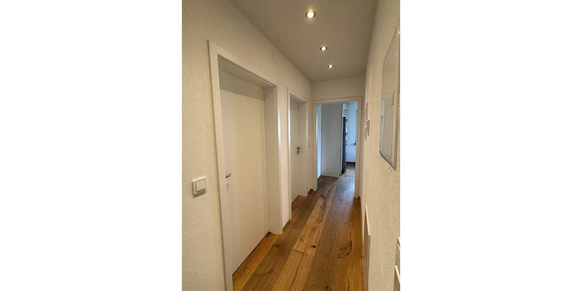 Exklusiv saniertes Einfamilienhaus mit Garten, Terrasse & Smart-Home 8 zimmer